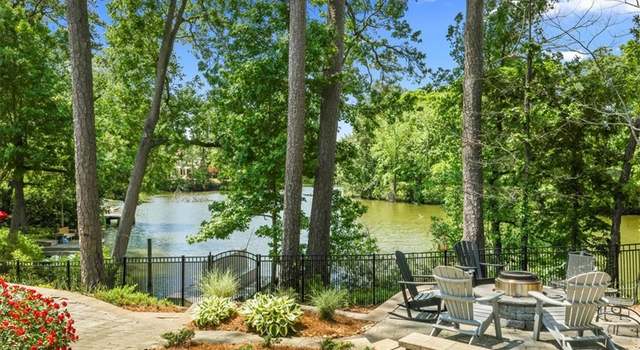 Photo of 1301 Knights Bridge Ln, Virginia Beach, VA 23455