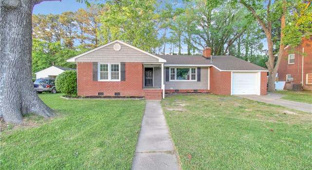 Photo of 5 Paddock Dr, Newport News, VA 23606