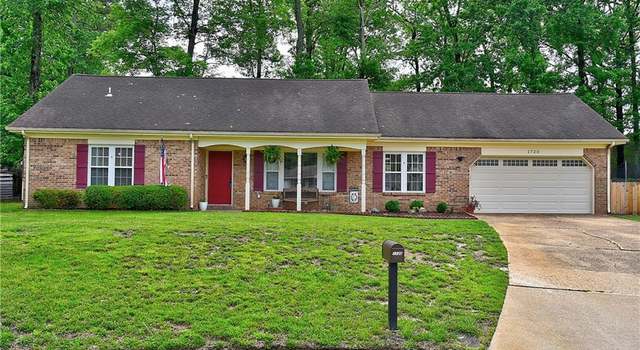 Photo of 1720 Moon Valley Dr, Virginia Beach, VA 23453
