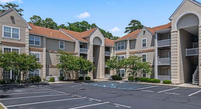 Photo of 408 Egret Lndg #102, Virginia Beach, VA 23454