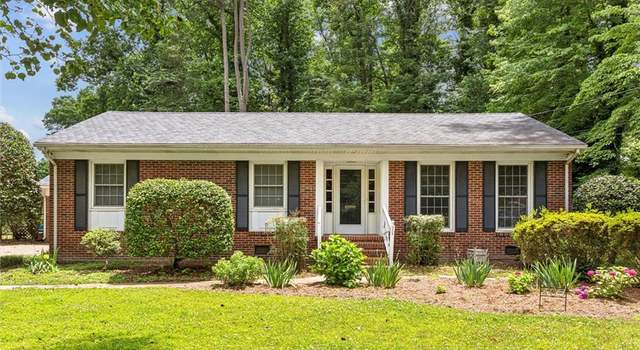 Photo of 405 Woodroof Rd, Newport News, VA 23606