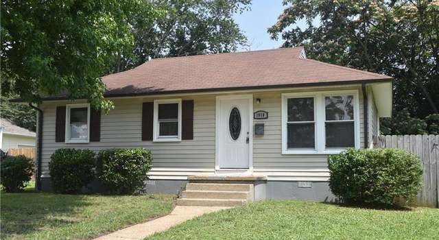 Photo of 1910 N Lakeland Dr, Norfolk, VA 23518