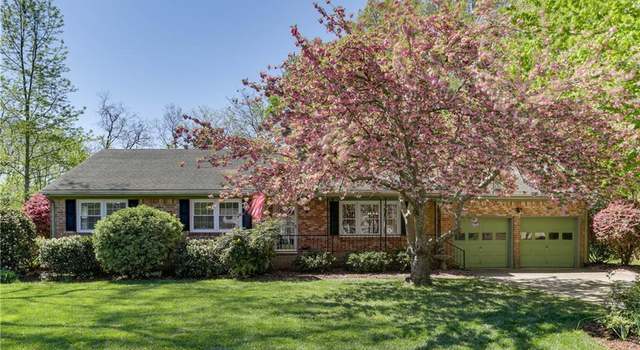 Photo of 3525 Kings Lake Dr, Virginia Beach, VA 23452