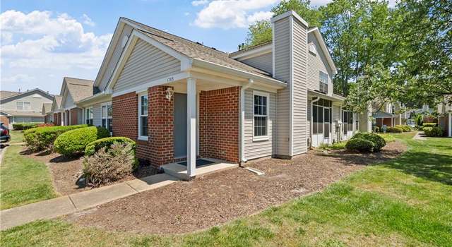 Photo of 1703 Orchard Way, Chesapeake, VA 23320