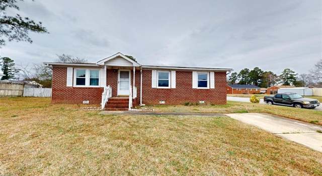 Photo of 1018 Lake Kennedy Dr, Suffolk, VA 23434