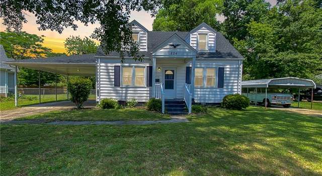 Photo of 824 Alma Dr, Norfolk, VA 23518