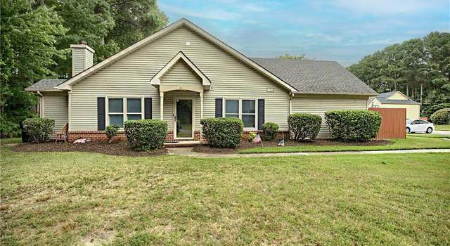 Photo of 46 Hard Wood Dr, Hampton, VA 23666