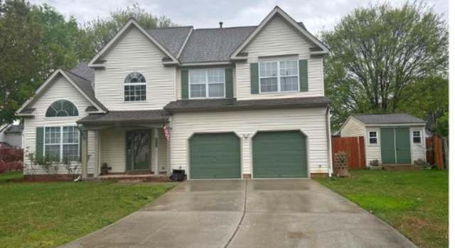 Photo of 821 Crescent Trce, Chesapeake, VA 23320