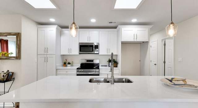 Property at 13031 Green Grove Ln, Newport News, VA 23608, 3 beds, 2 baths