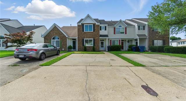 Photo of 842 Old Clubhouse Rd, Virginia Beach, VA 23453