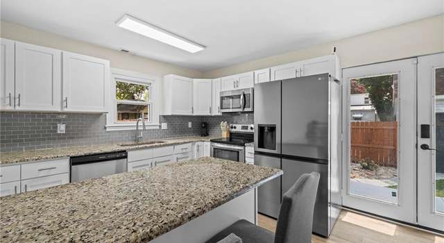 Photo of 30 Davis St, Portsmouth, VA 23702
