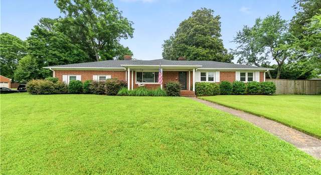 Photo of 700 Edwin Dr, Virginia Beach, VA 23462