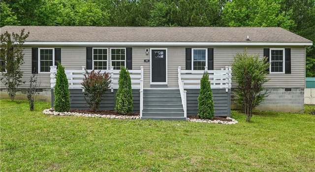 Photo of 99 Scharlie Ln, Spring Grove, VA 23881