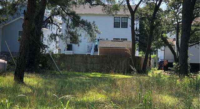 Photo of 2405 Pretty Lake Ave, Norfolk, VA 23518
