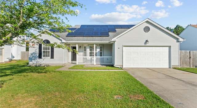 Photo of 2020 Coral Ivy Ln, Chesapeake, VA 23323