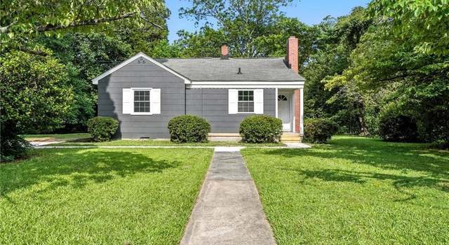 Photo of 136 Amarillo Ave, Norfolk, VA 23502
