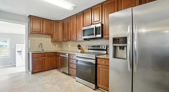 Photo of 1522 Art Ct, Suffolk, VA 23434
