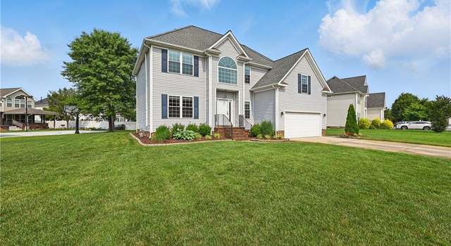 Photo of 1328 Dominion Lakes Blvd, Chesapeake, VA 23320