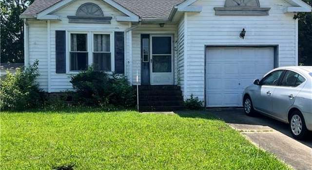 Photo of 114 Ashford Dr, Suffolk, VA 23434