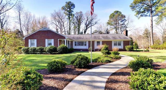 Photo of 108 Oxford Rd, Williamsburg, VA 23185