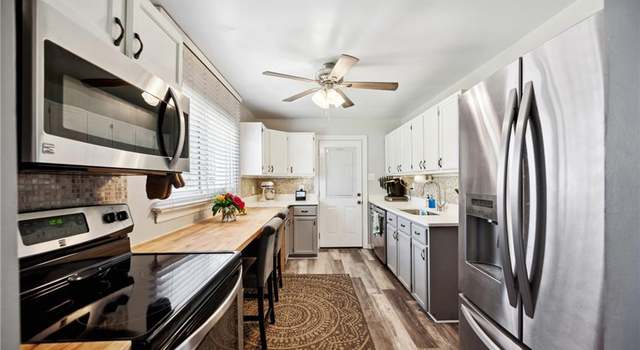 Photo of 5612 Aragon Dr, Virginia Beach, VA 23455