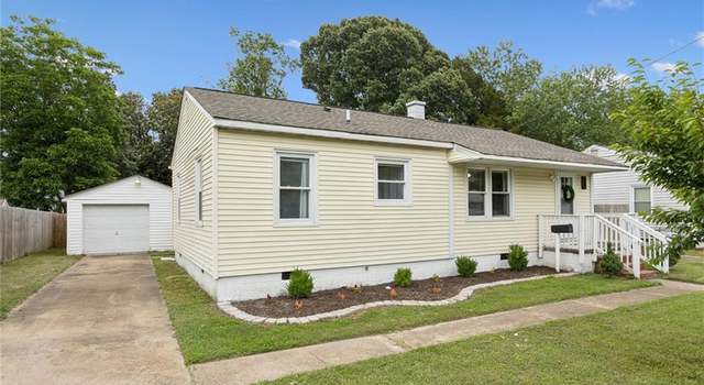 Photo of 27 Aspenwood Dr, Hampton, VA 23666