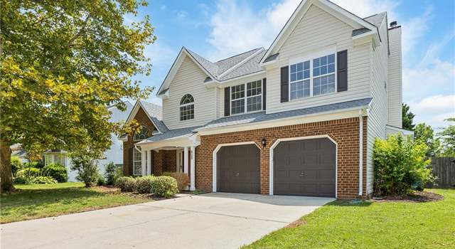 Photo of 408 Spring Maple Ct, Chesapeake, VA 23320