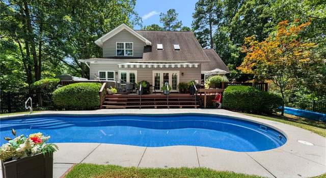 Photo of 102 Holly Pl, Yorktown, VA 23692
