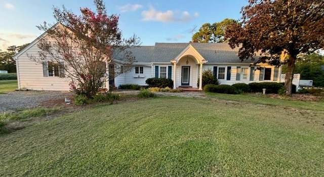 Photo of 806 Blue Water Dr, Moon, VA 23119