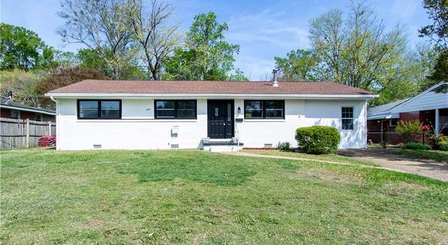 Photo of 12 Edgemoor Dr, Newport News, VA 23603