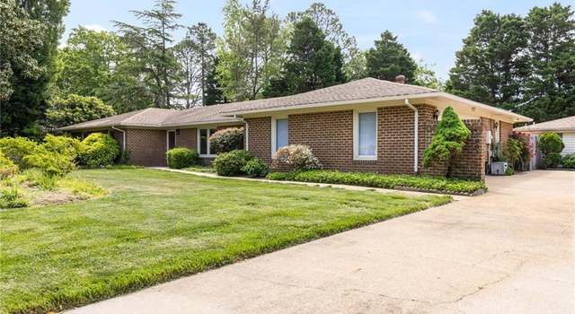 Photo of 2441 Blue Castle Ln, Virginia Beach, VA 23454