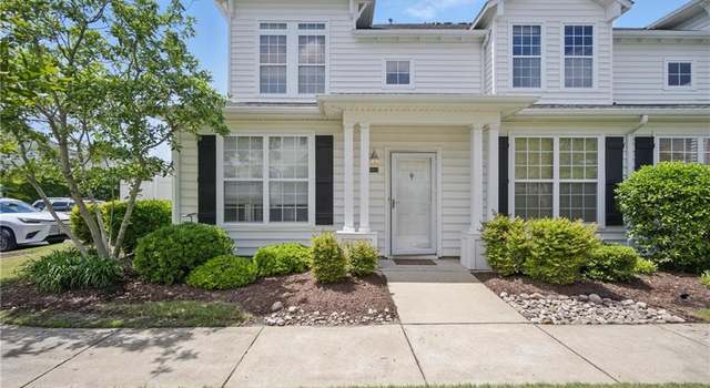 Photo of 5312 Charmont Ct, Virginia Beach, VA 23455