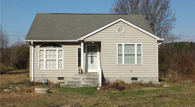 Photo of 934 Freeman Mill Rd, Suffolk, VA 23438
