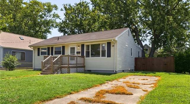 Photo of 3321 Candlewood Dr, Hampton, VA 23666