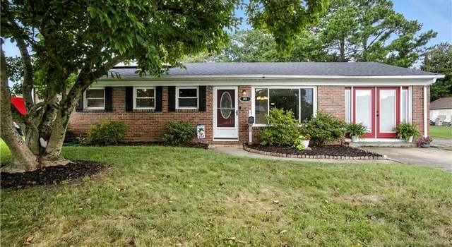 Photo of 813 Harway Ave, Chesapeake, VA 23325