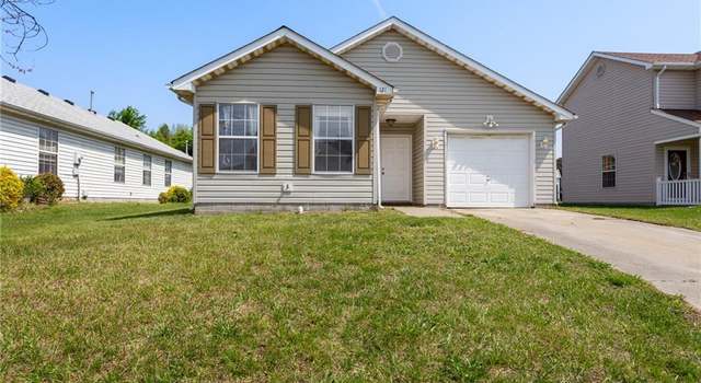 Photo of 121 Greenfield Cres, Suffolk, VA 23434