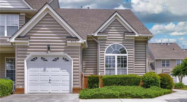 Photo of 814 Devereaux Dr, Virginia Beach, VA 23462