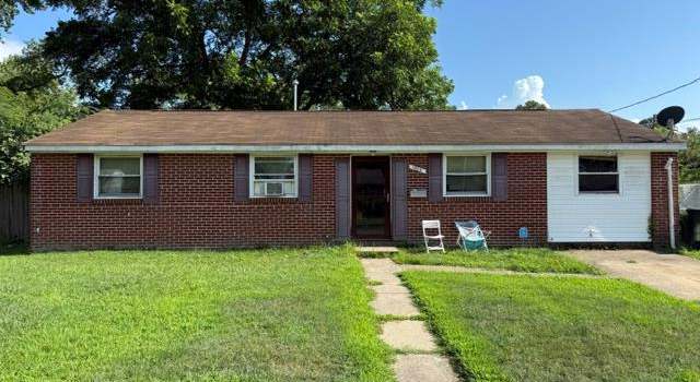Photo of 1404 Brackin Ct, Hampton, VA 23663