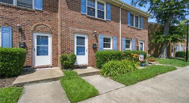 Photo of 882 Elizabeth Ct, Virginia Beach, VA 23451
