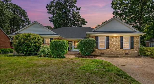 Photo of 17 Estate Dr, Hampton, VA 23666