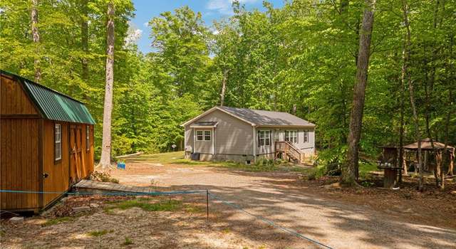 Photo of 4215 Regency Dr, Saluda, VA 23149