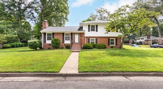 Photo of 4 Royall Pl, Newport News, VA 23606