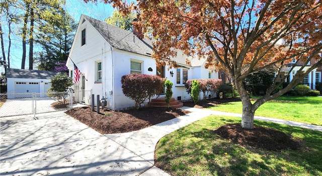 Photo of 1051 S Lexan Cres, Norfolk, VA 23508