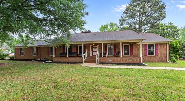 Photo of 104 Beechwood Dr, Franklin, VA 23851