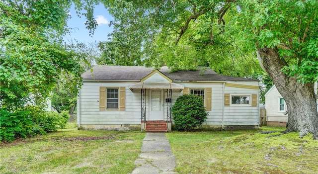 Photo of 10 Dotson Dr, Hampton, VA 23669