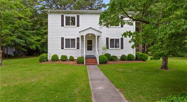 Photo of 3117 Sterling Point Dr, Portsmouth, VA 23703
