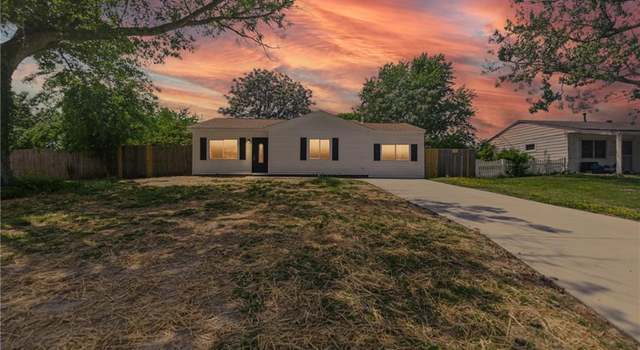 Photo of 833 Brinson Ln, Virginia Beach, VA 23455