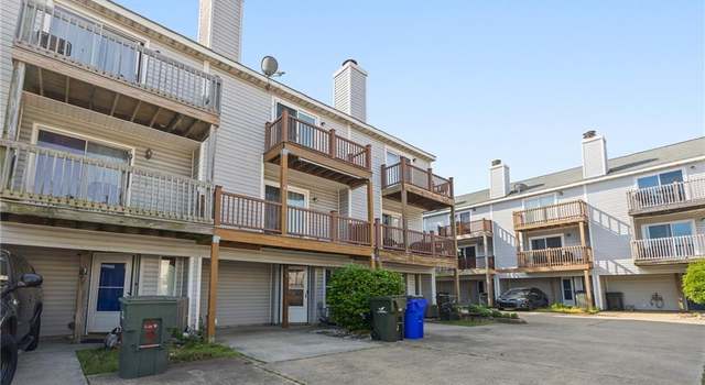 Photo of 1425 E Ocean View Ave #4, Norfolk, VA 23503