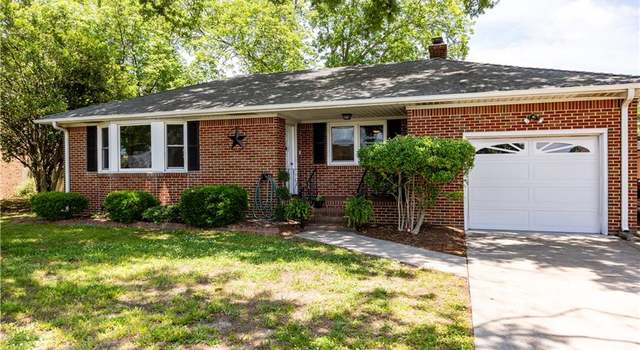 Photo of 936 E Goodview Dr, Virginia Beach, VA 23464