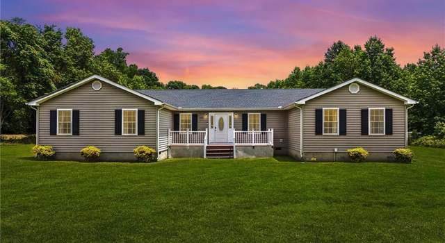 Photo of 1643 Burnt Mill Rd, Surry, VA 23883